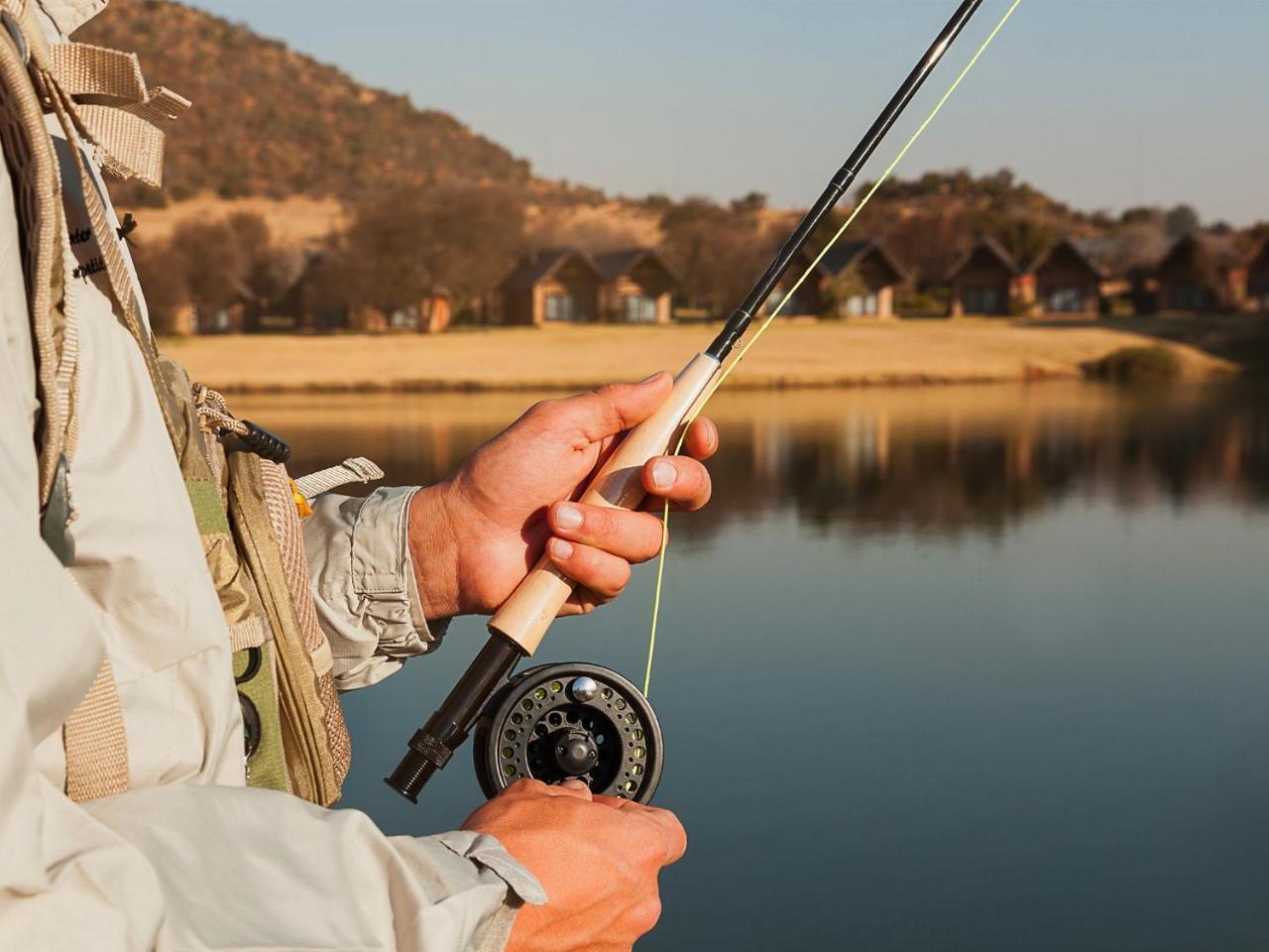 Kloofzicht Lodge & Spa كروغيرسدورب المظهر الخارجي الصورة Fly fishing
